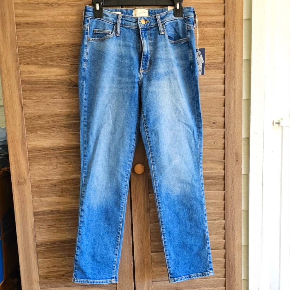 NWT ankle size S 4/27R jeans high rise cotton and elastic Universal Thread